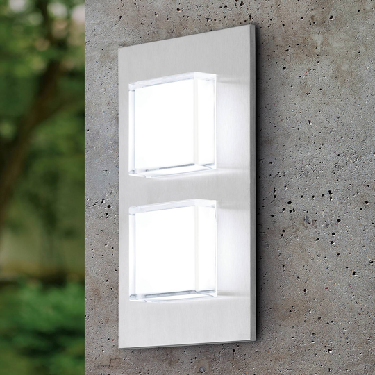 Kaksilamppuinen LED-ulkoseinävalaisin Pias
