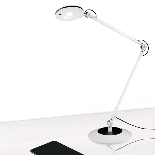 Nivelikäs LED-pöytälamppu Roderic valkoisena