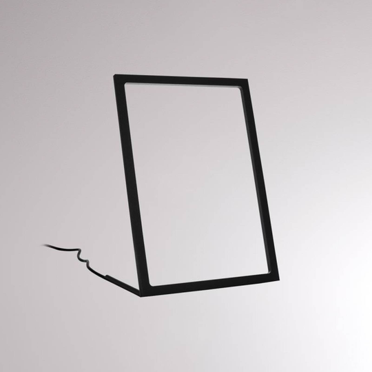Gone-LED-pöytälamppu, musta, korkeus 29,5 cm