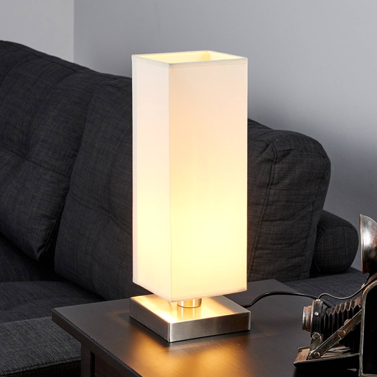 Martje - valkoinen pöytävalaisin E14-LED-lampulla