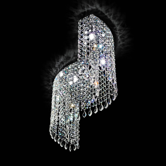 Kaartuva kristallikattovalaisin Shine