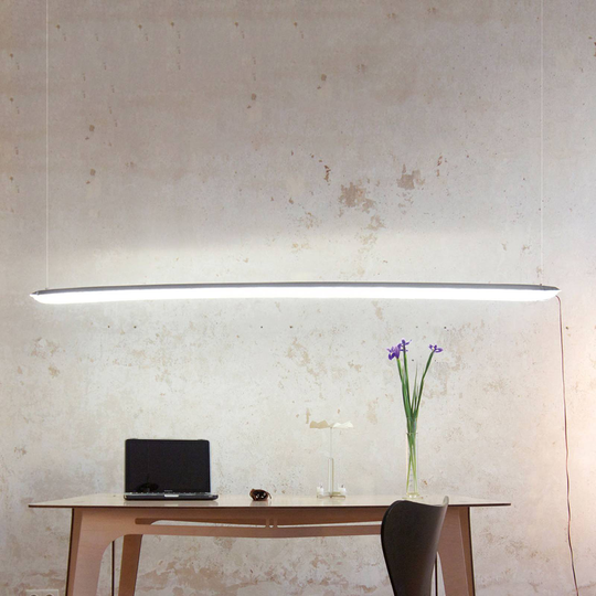 Ingo Maurer Blow Me Up -LED-riippuvalo 120cm hopea
