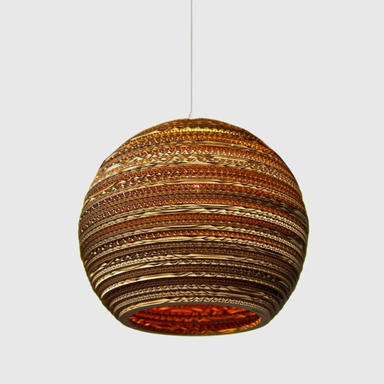 Ball - pyöreä kartonkiriippuvalaisin, 36 cm