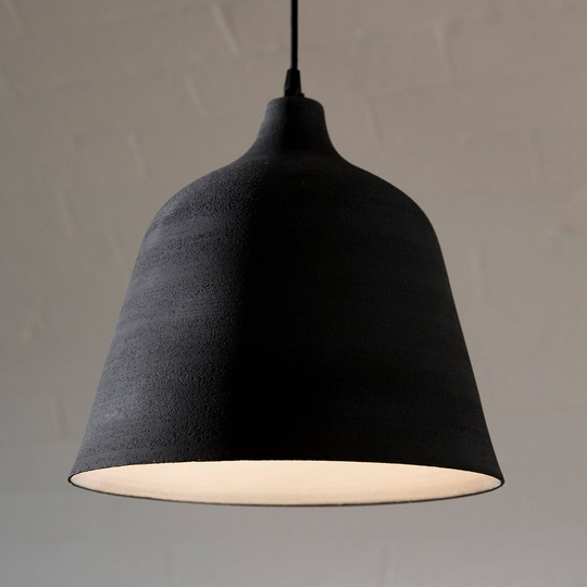 Karman T-Black - design-riippuvalaisin, 31 cm