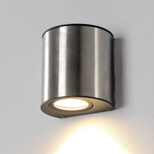 LED-seinävalaisin Ilumi ulkokäyttöön
