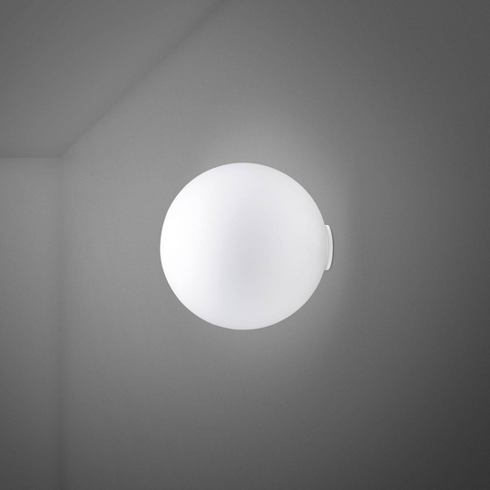 Fabbian Lumi Sfera -seinävalaisin lasia, Ø 20 cm