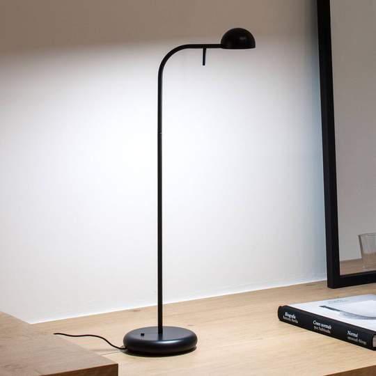 Vibia Pin 1650 LED-pöytävalaisin pituus 23cm musta