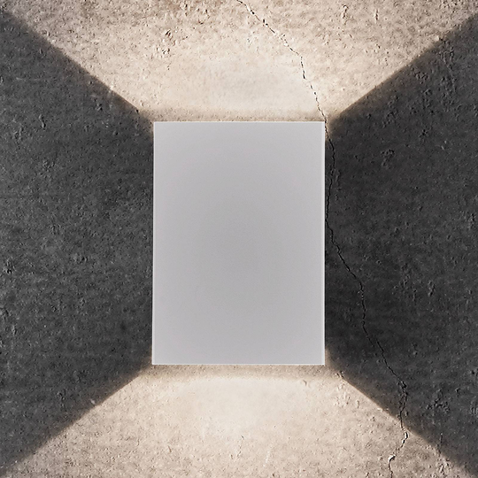LED-ulkoseinälamppu Fold, 10 x 15 cm, valkoinen